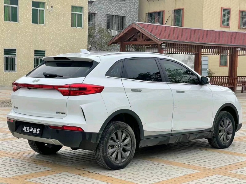 珠海21年威马汽车EX-55