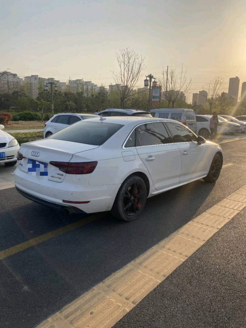 淄博18年奥迪A4L7