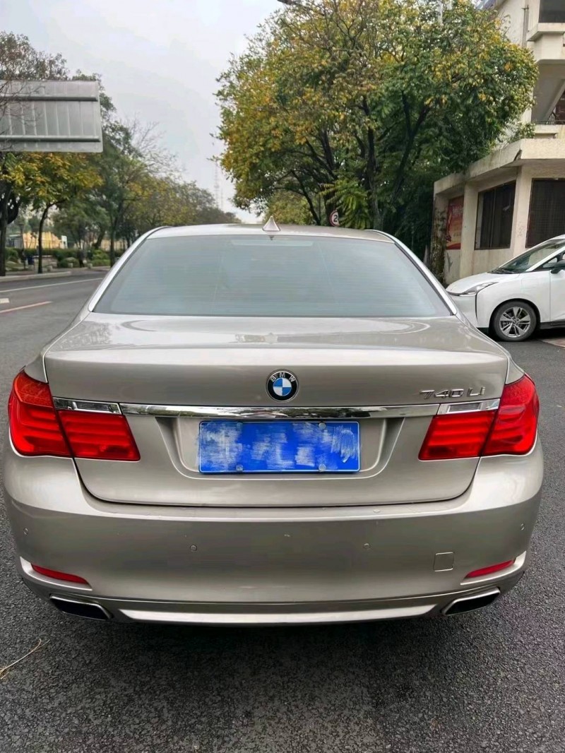 邯郸12年宝马7系9