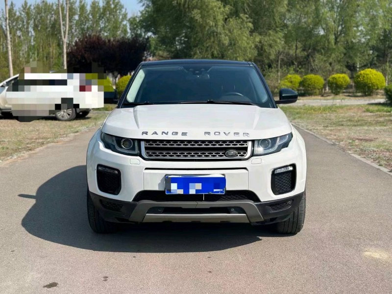 青岛17年路虎极光1