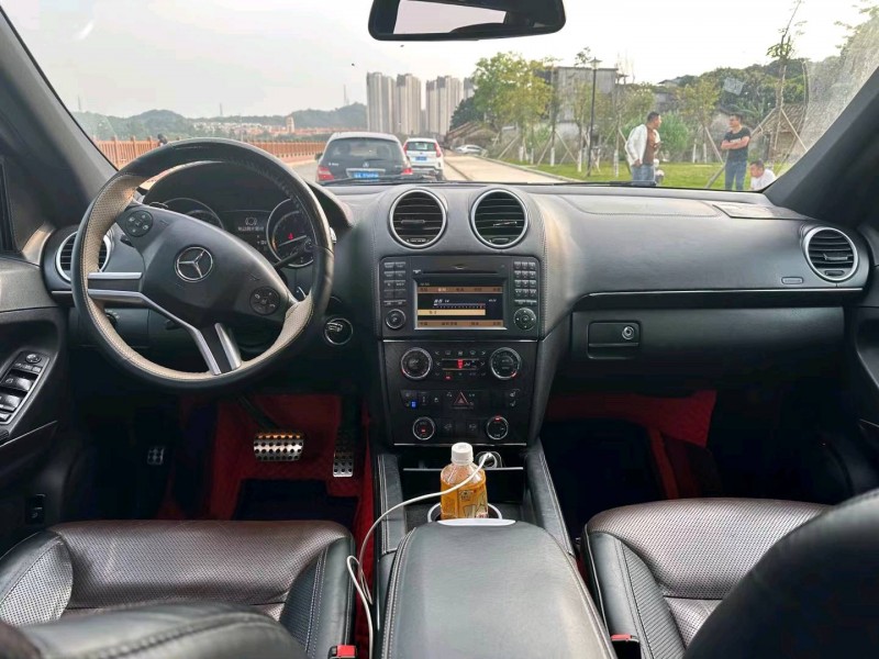 广州12年奔驰GL6