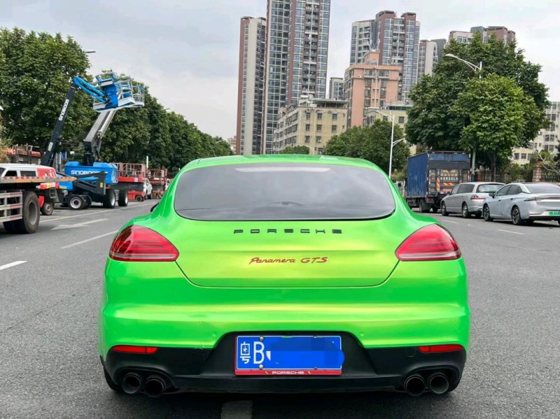 广州14年保时捷帕拉梅拉9