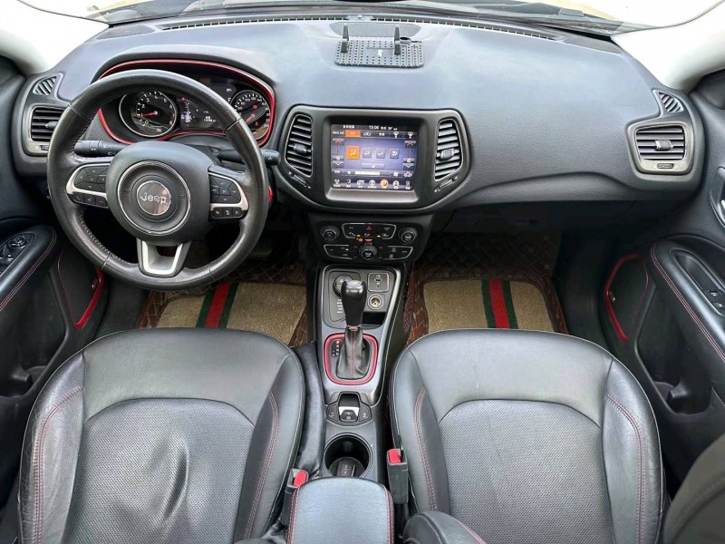 邯郸17年Jeep指南者8