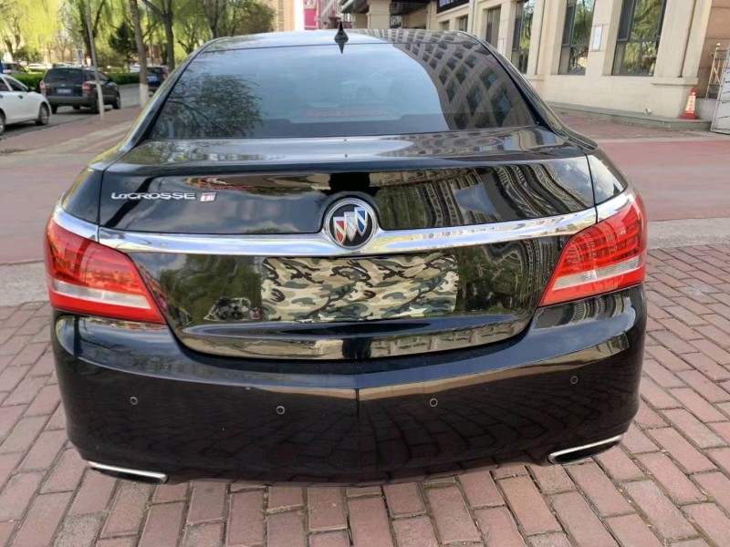 秦皇岛15年别克君越3