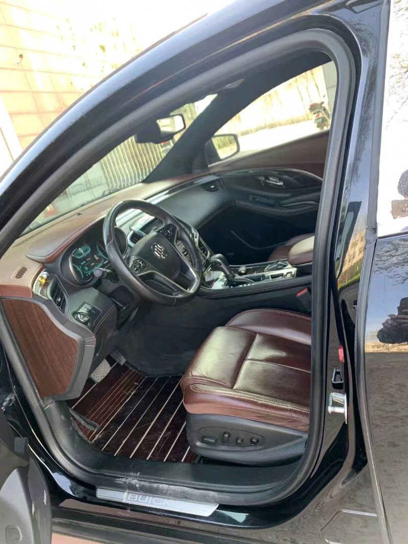 秦皇岛15年别克君越6