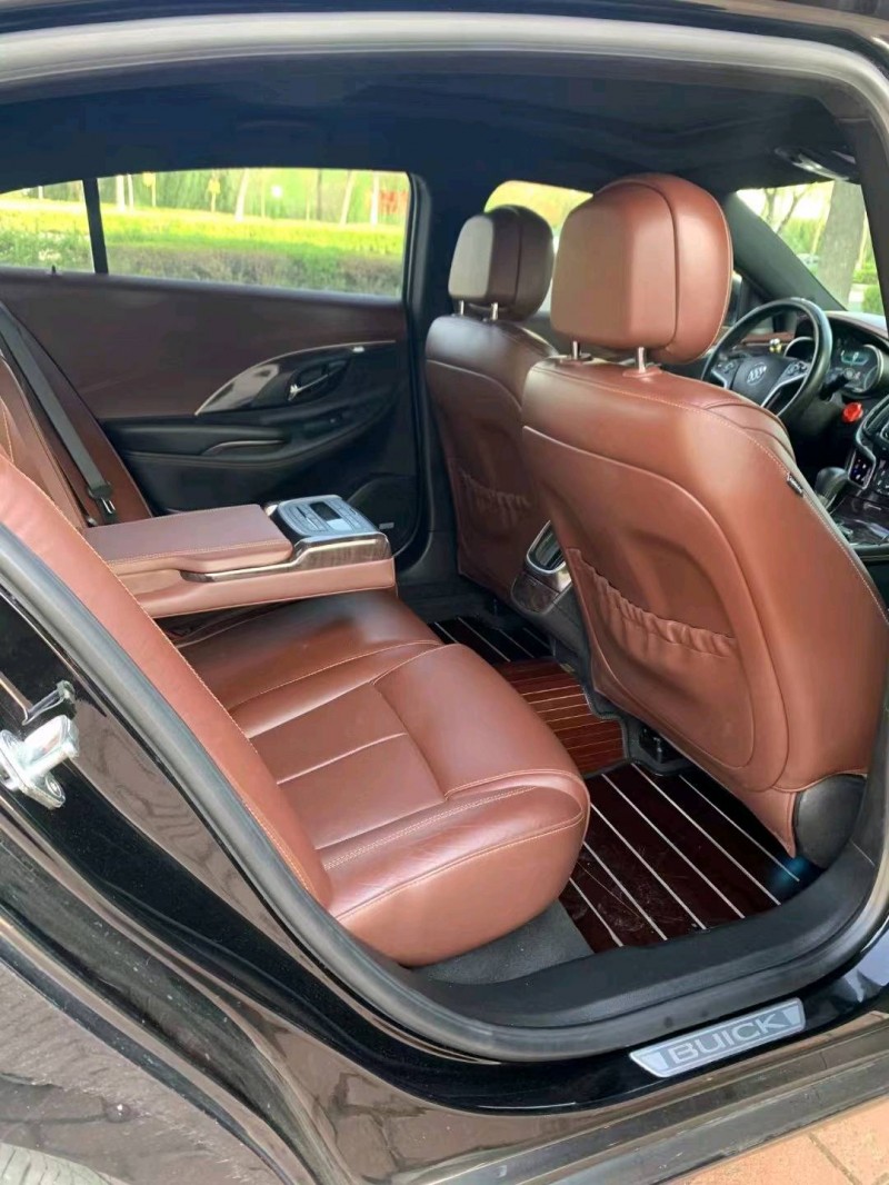 秦皇岛15年别克君越8