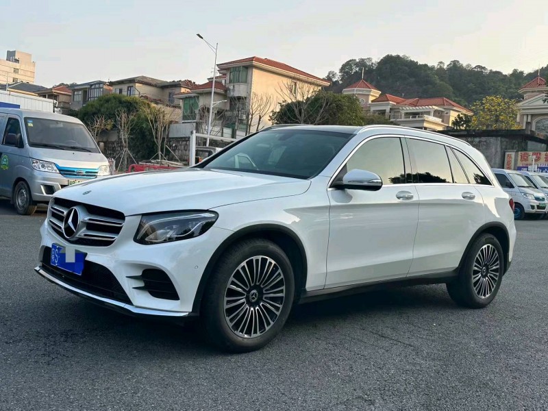 广州19年奔驰GLC2