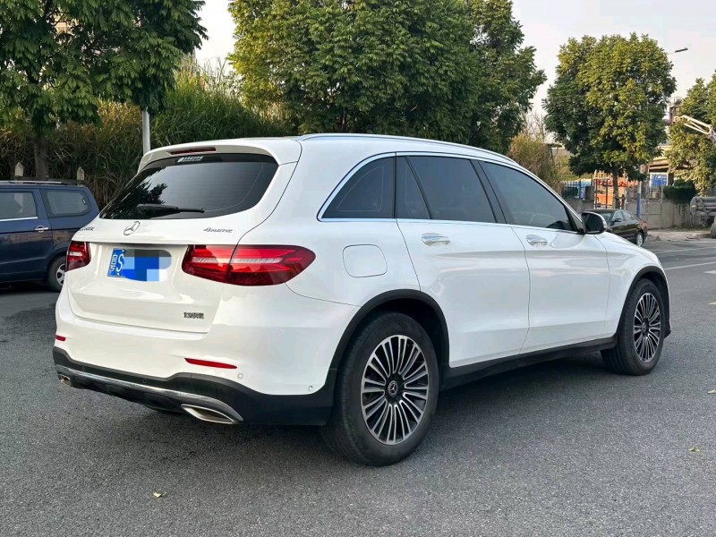 广州19年奔驰GLC7