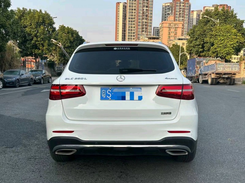 广州19年奔驰GLC9