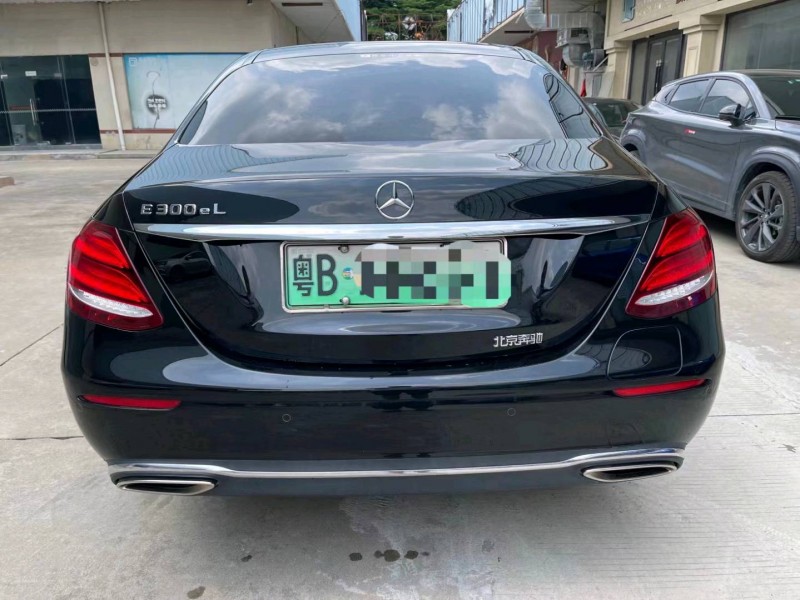 广州20年奔驰E8