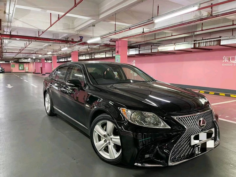 广州13年雷克萨斯LS3