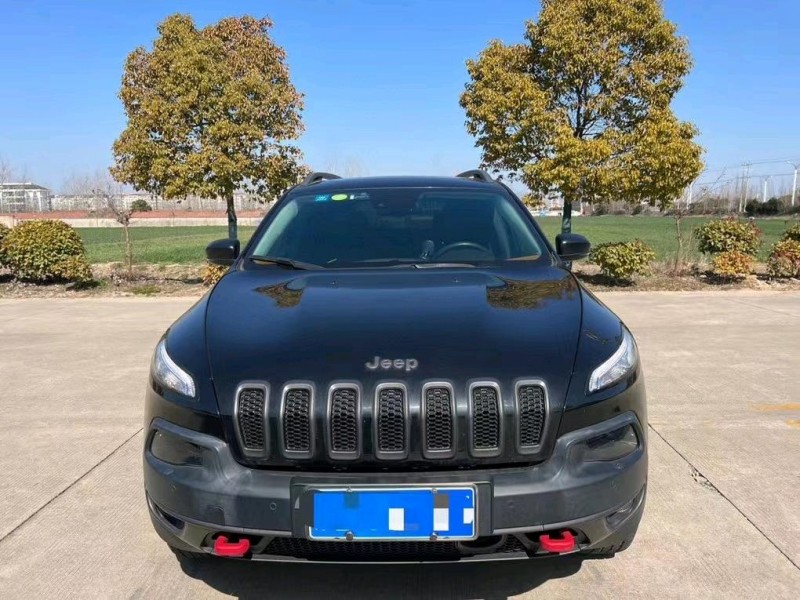 盐城16年Jeep自由光1