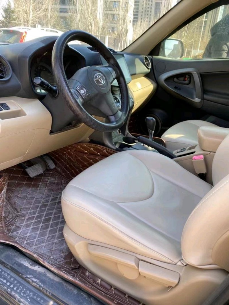 沈阳13年丰田RAV4荣放7