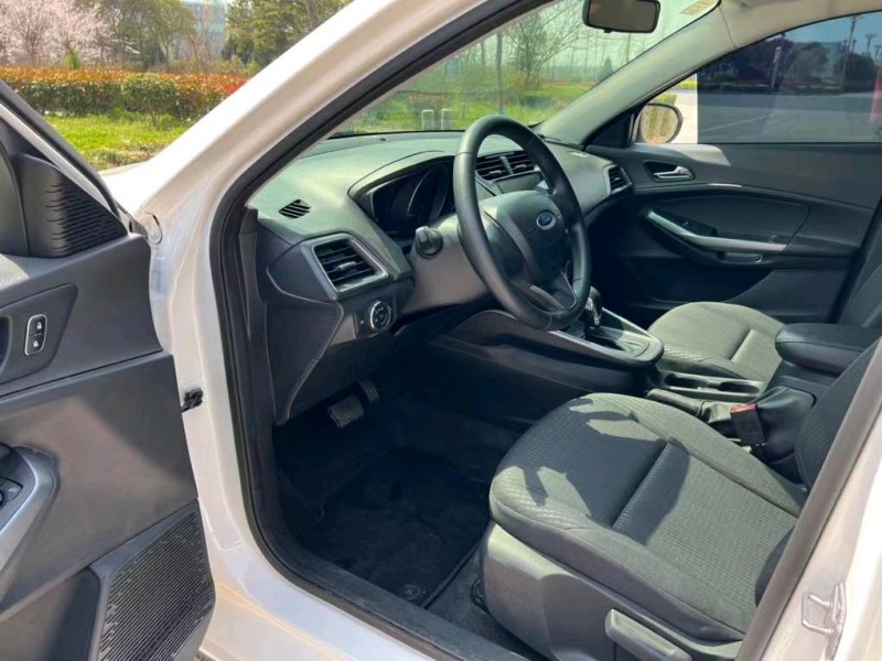 盐城21年福特福睿斯6