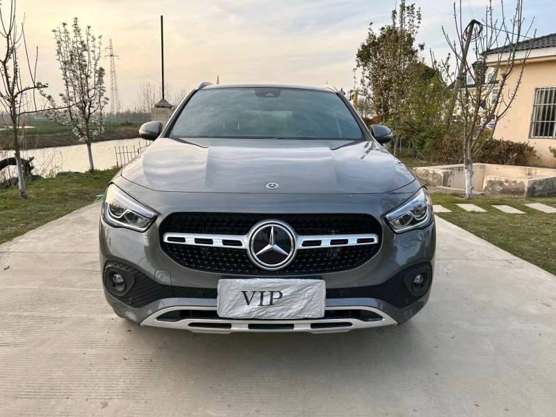 徐州22年奔驰GLA1