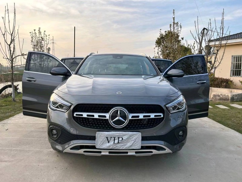 徐州22年奔驰GLA8