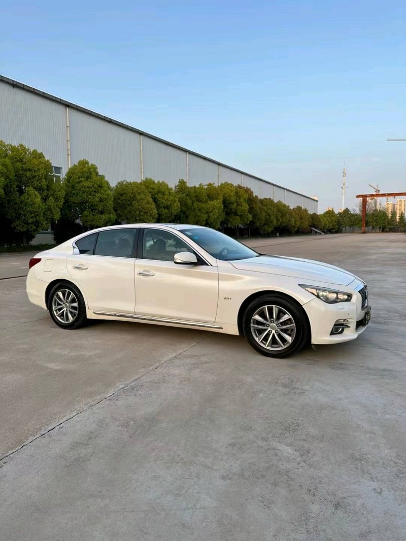宿遷15年英菲尼迪Q50L3