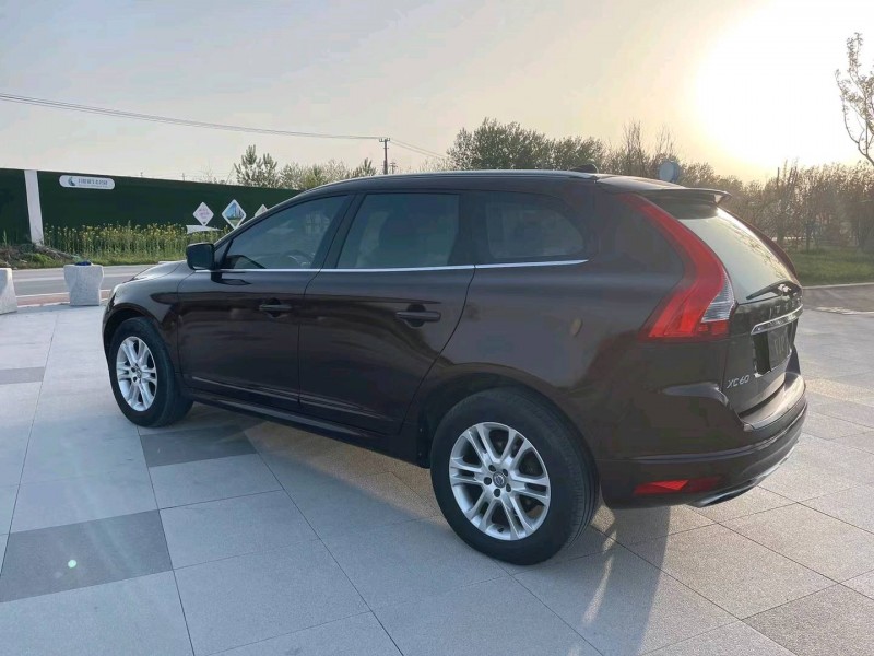 宿迁15年沃尔沃XC607