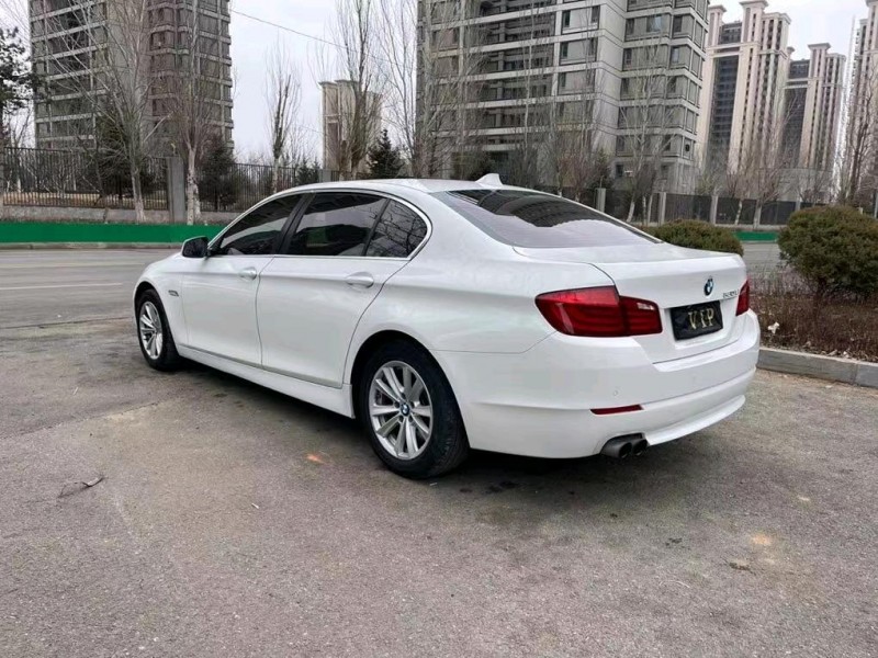 沈阳13年宝马5系3