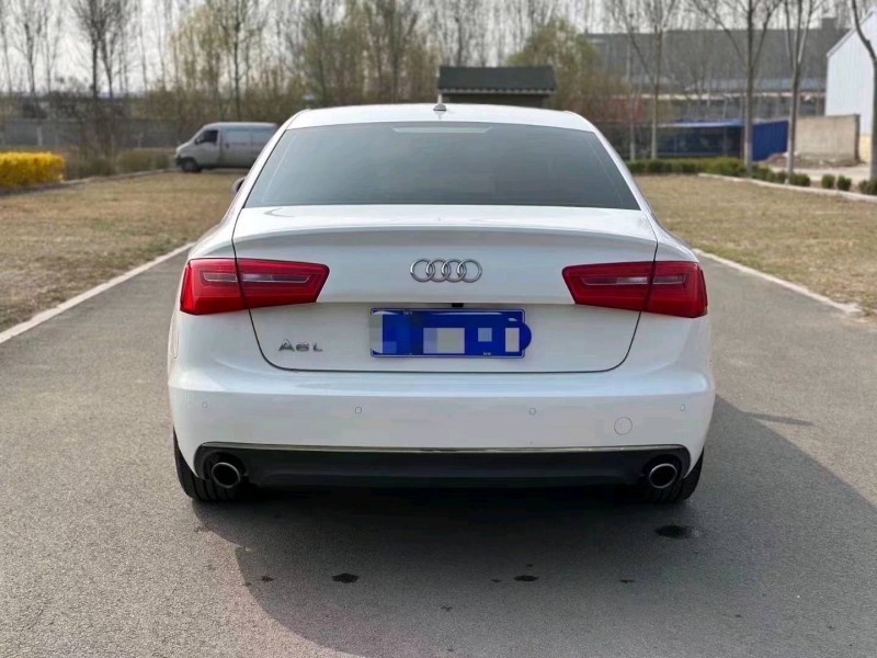 青岛14年奥迪A6L8