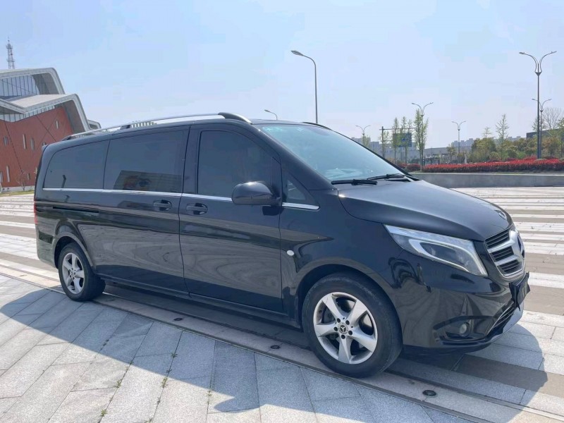 盐城18年奔驰威霆3