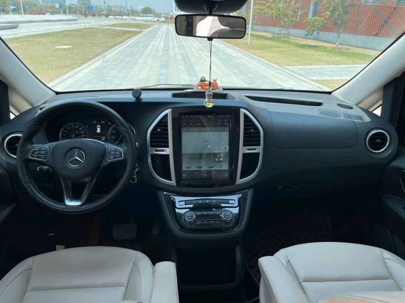 盐城18年奔驰威霆6