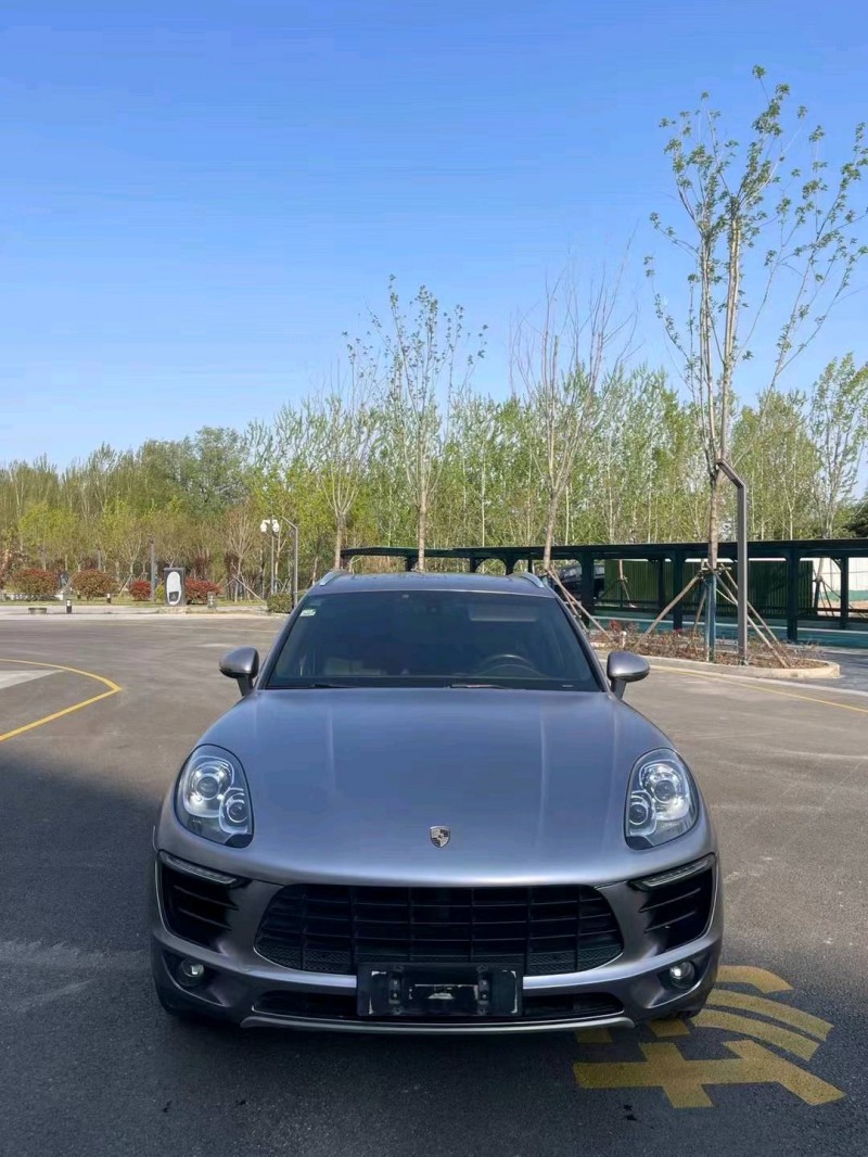 淄博15年保时捷Macan1