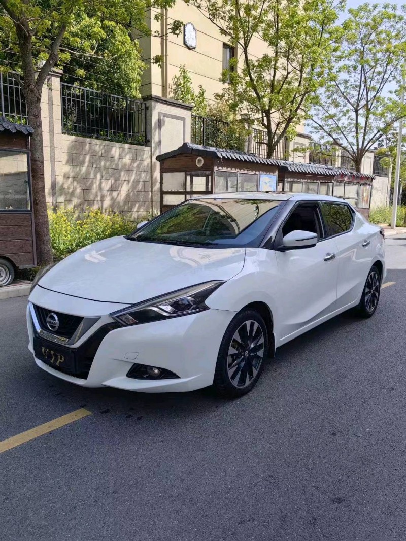 淮南19年日产蓝鸟2