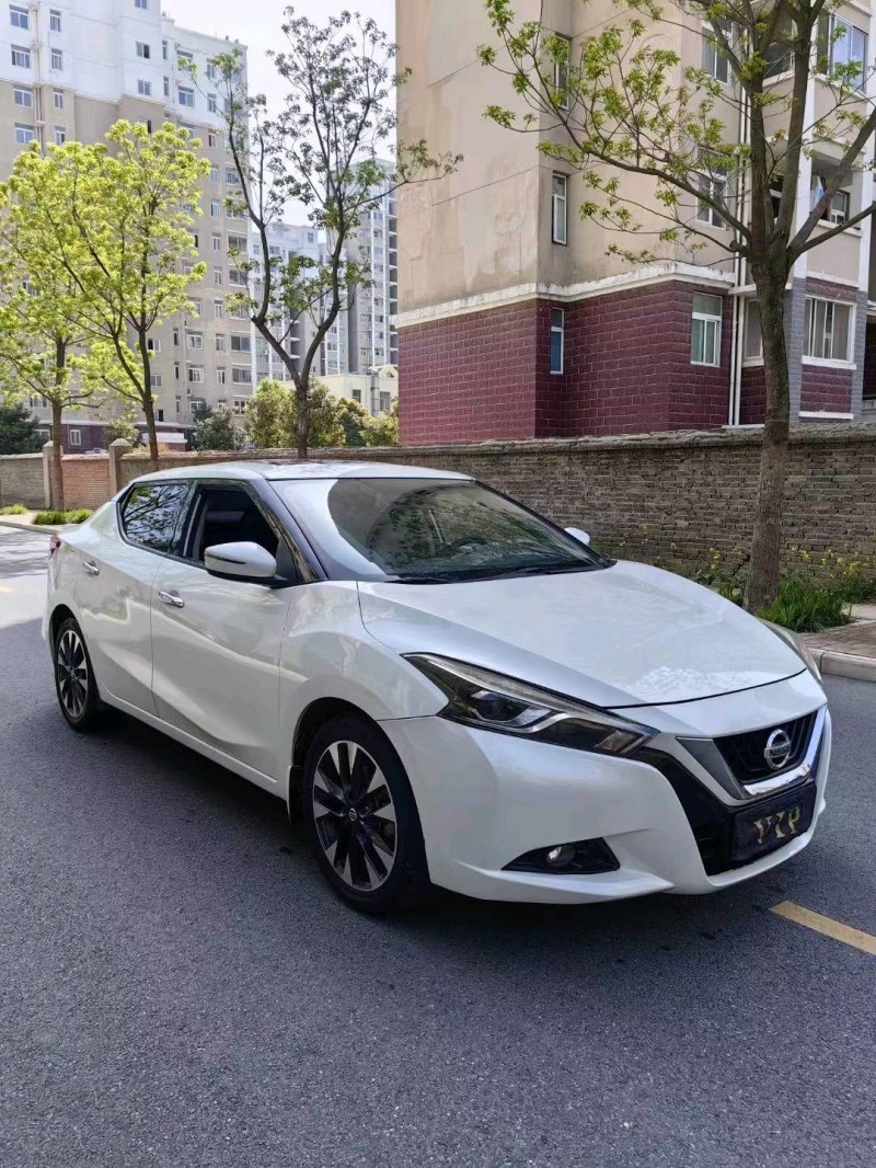 淮南19年日产蓝鸟3