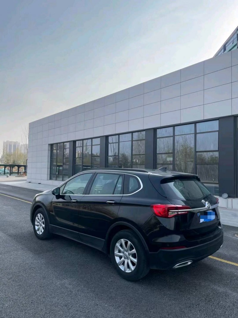 青岛22年别克昂科威5