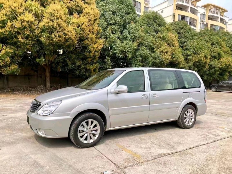 梧州17年别克GL82