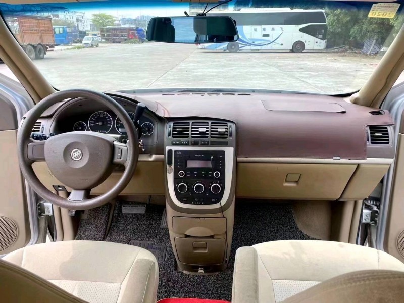 梧州17年别克GL88