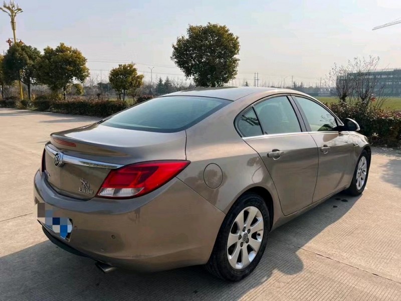 盐城12年别克君威5