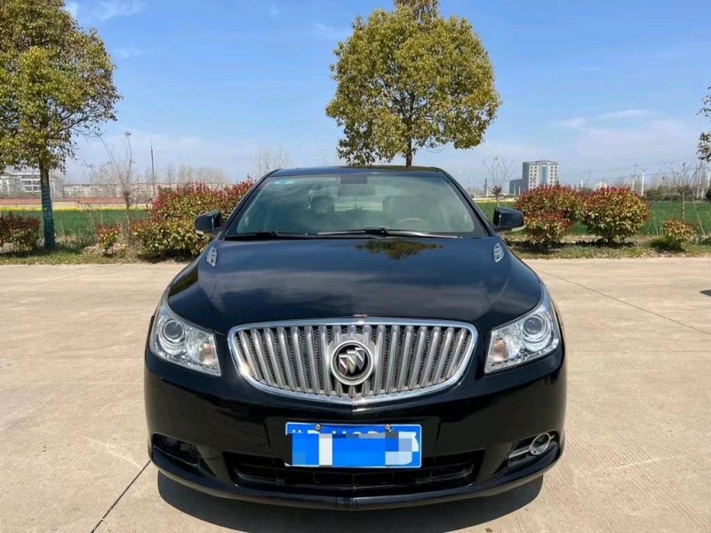 盐城10年别克君越1