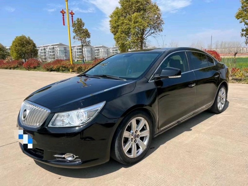 盐城10年别克君越2