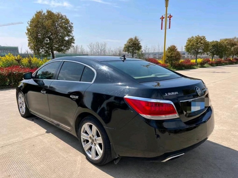 盐城10年别克君越5