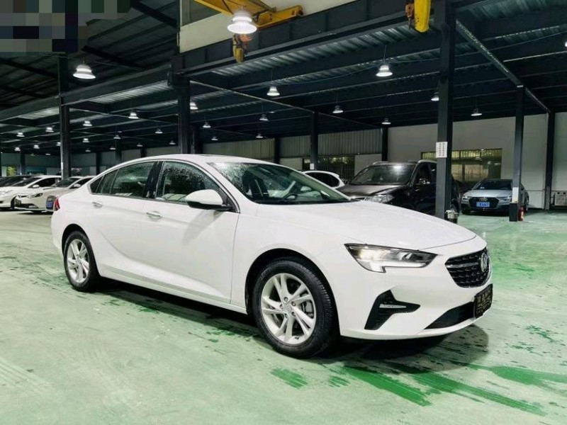 东莞21年别克君威3