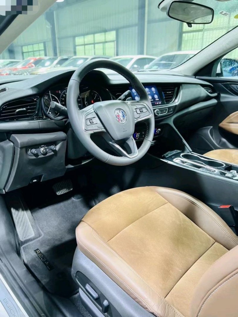 东莞21年别克君威4