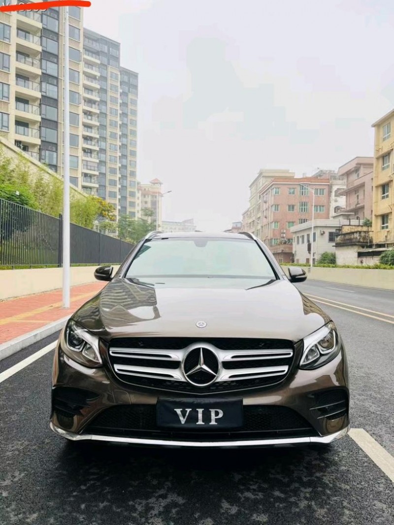 东莞17年奔驰GLC1