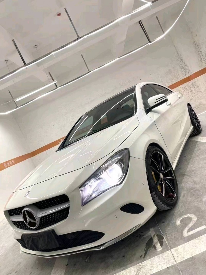 成都17年奔驰CLA2