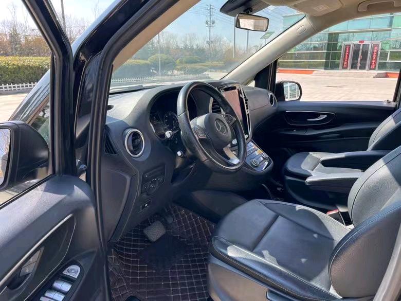 盐城17年奔驰威霆4