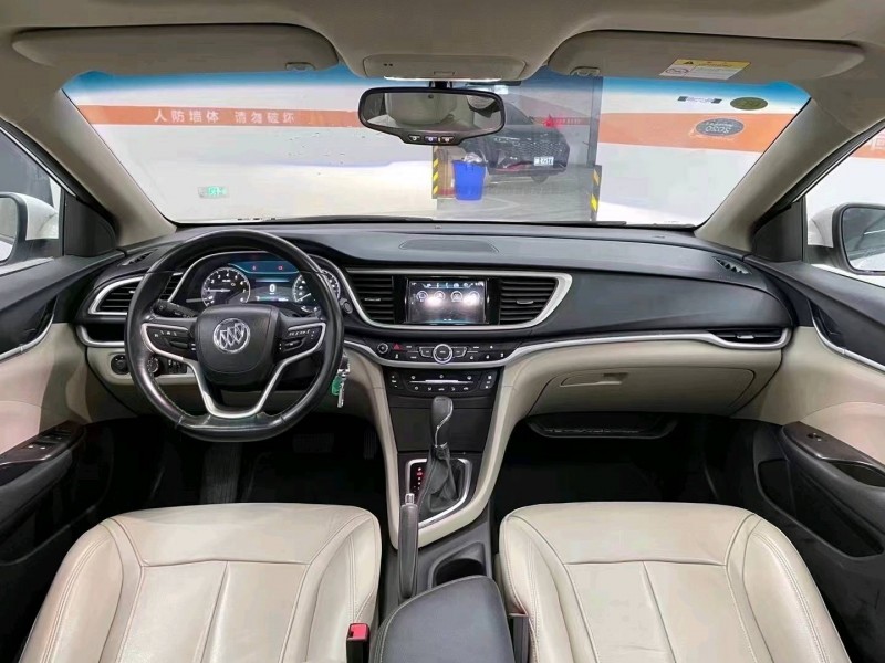 成都19年别克英朗9