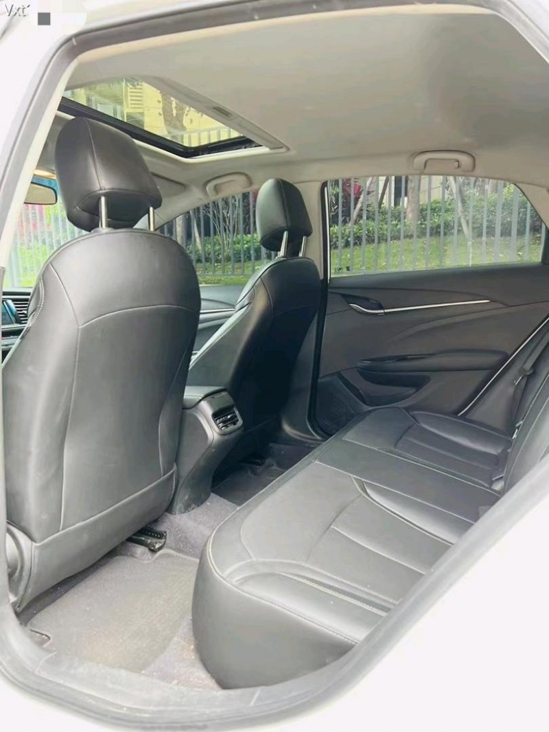 东莞21年别克英朗5