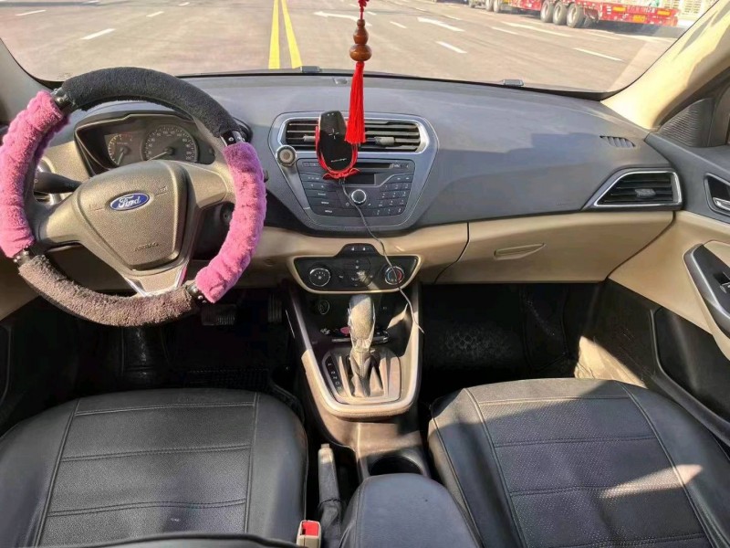 徐州17年福特福睿斯5