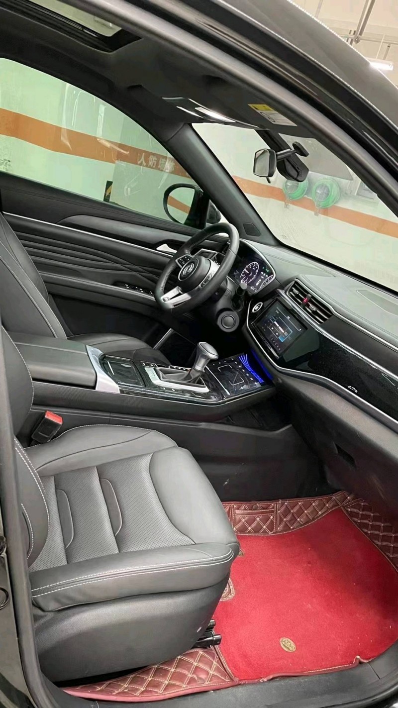 成都19年东风风光8