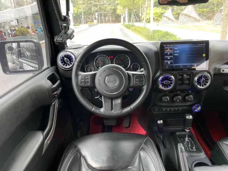 深圳17年Jeep牧馬人4