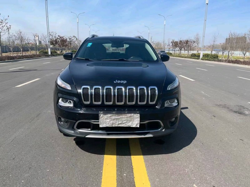 徐州16年Jeep自由光1