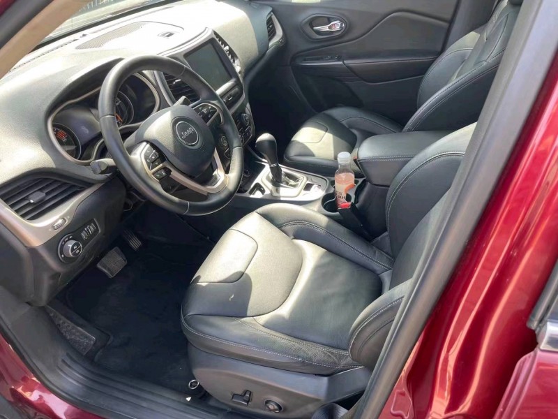 济南18年Jeep自由光8