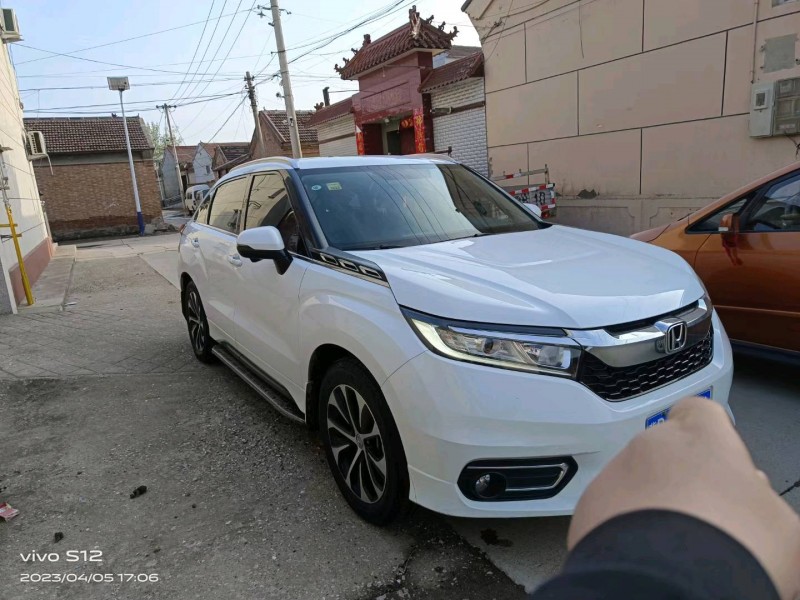 廊坊17年本田冠道3