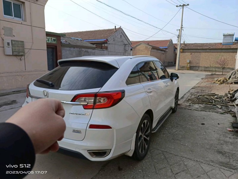 廊坊17年本田冠道4